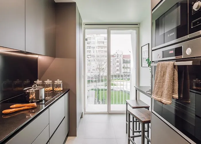 아파트 Almeirim - 2 Bedroom And Balcony In Areeiro