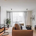 Διαμέρισμα Almeirim - 2 Bedroom And Balcony In Areeiro Lisboa