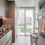 Διαμέρισμα Almeirim - 2 Bedroom And Balcony In Areeiro