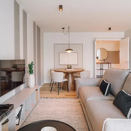 Almeirim - 2 Bedroom And Balcony In Areeiro Apartament *
