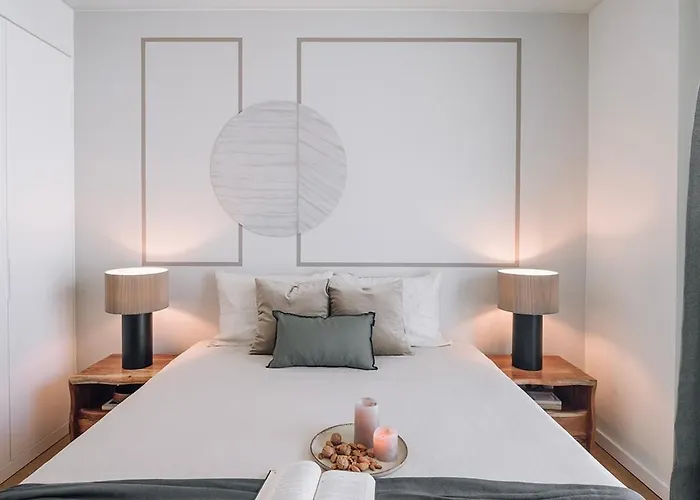 Almeirim - 2 Bedroom And Balcony In Areeiro